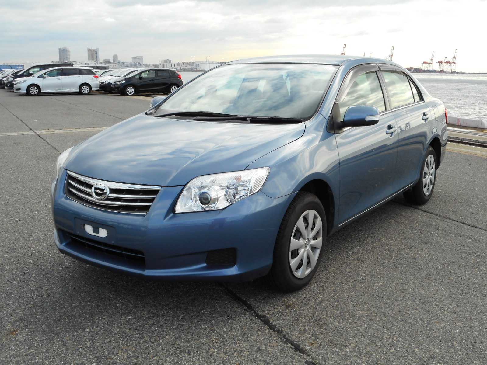 2011 TOYOTA AXIO