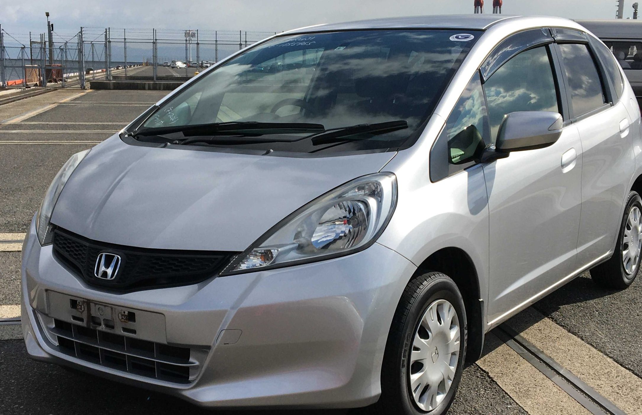 HONDA FIT 2013 Silver