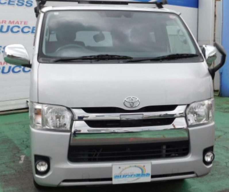 2018 TOYOTA HIACE VAN