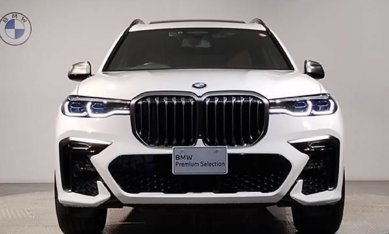 2022 BMW X7