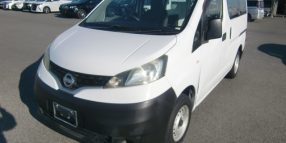 2014 NISSAN NV200